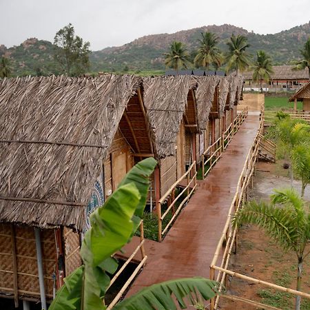 Hotel The Sundown Hampi Exterior foto