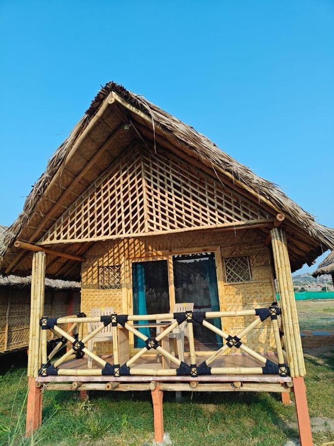 Hotel The Sundown Hampi Exterior foto